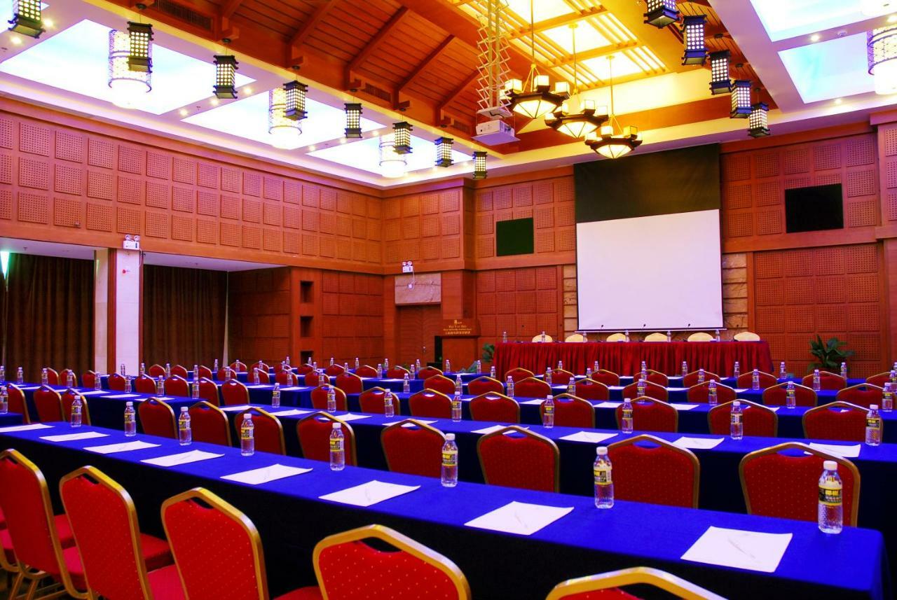 Rongjin Haiyue Hotel Санья Екстер'єр фото